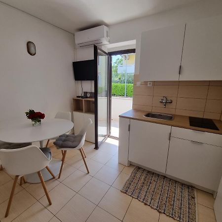 Apartment Marina Porat  Ngoại thất bức ảnh
