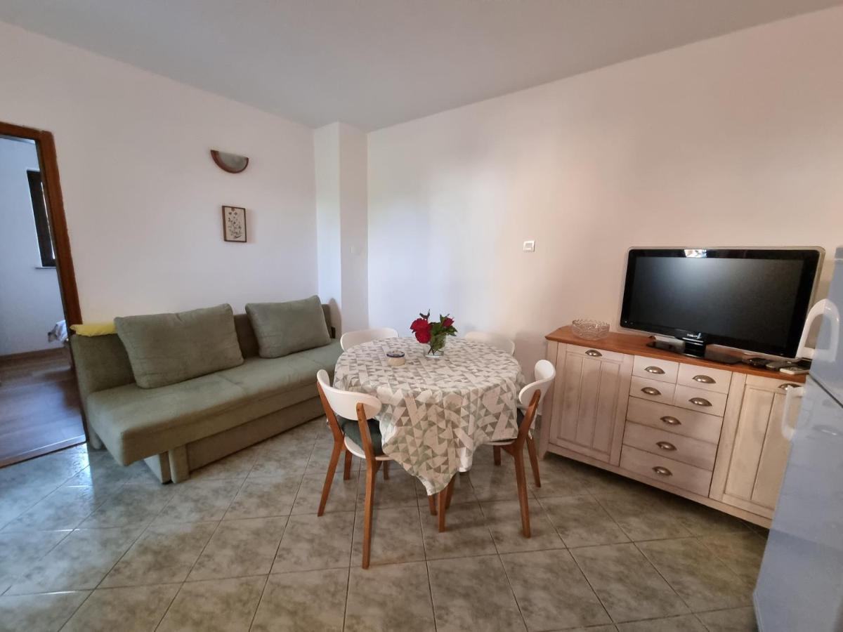 Apartment Marina Porat  Ngoại thất bức ảnh