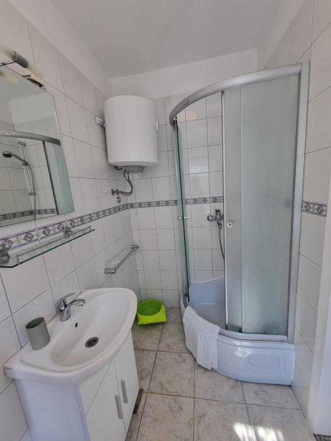 Apartment Marina Porat  Ngoại thất bức ảnh